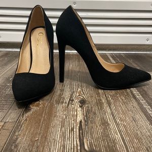 Olivia Ferguson heels